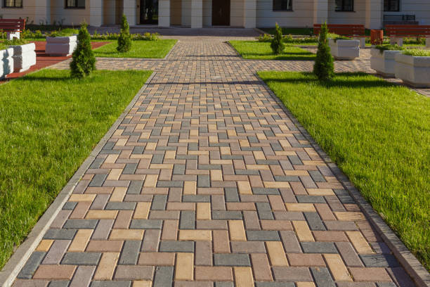 Best Driveway Pavers Cost  in Bloomingdale, IL